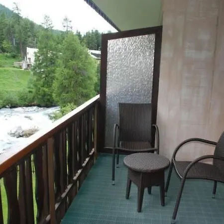 Chesa La Furia 22 - Bergbahnen Inklusiv Im Sommer By Interhome * Pontresina